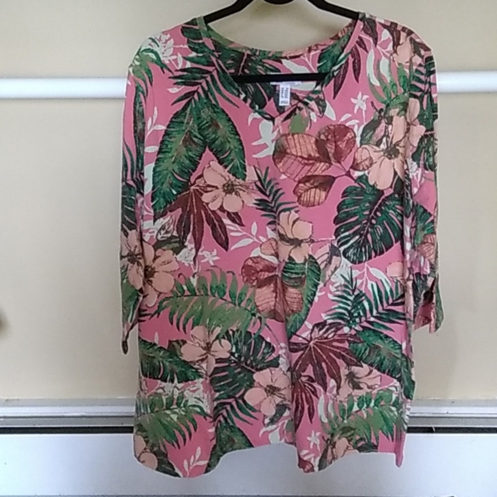 Denim& Co. Floral V-Neck Pink Tropical Print Women's Top